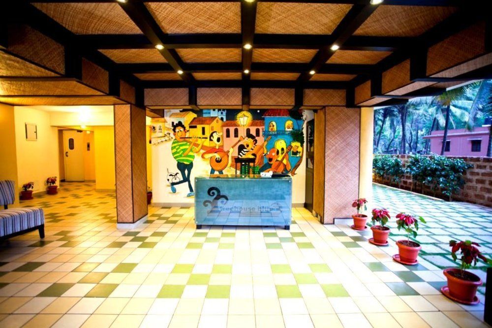 Treehouse Blue Hotel & Serviced Apartments Маджорда Экстерьер фото